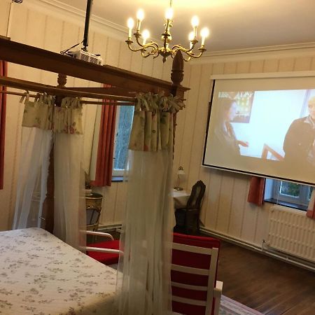 Chateau Bleu Hotell Trooz Eksteriør bilde