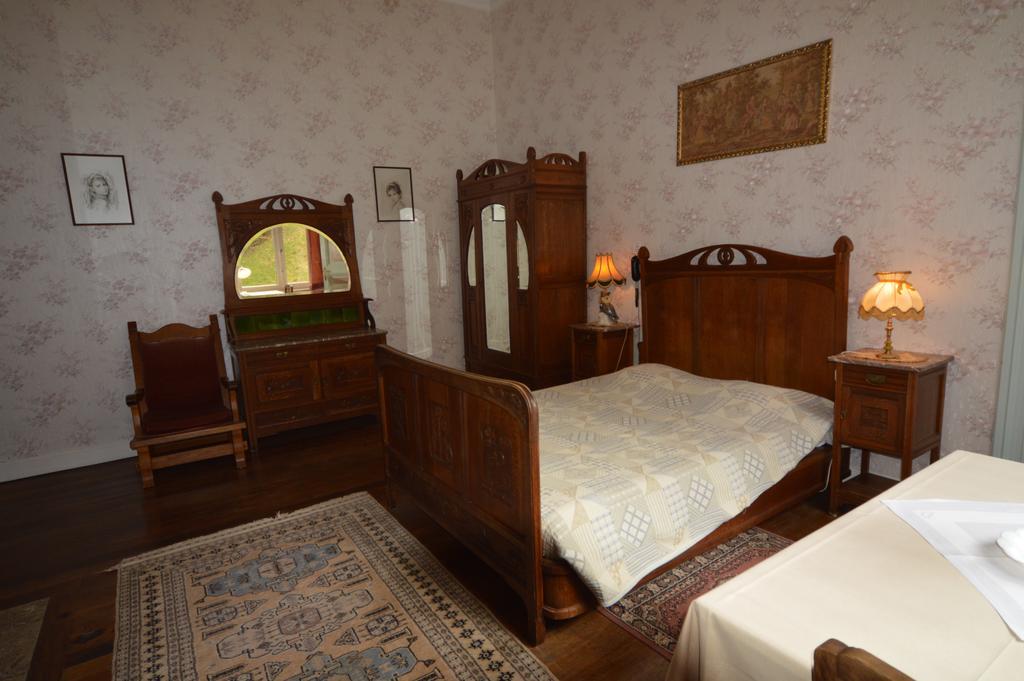 Chateau Bleu Hotell Trooz Eksteriør bilde