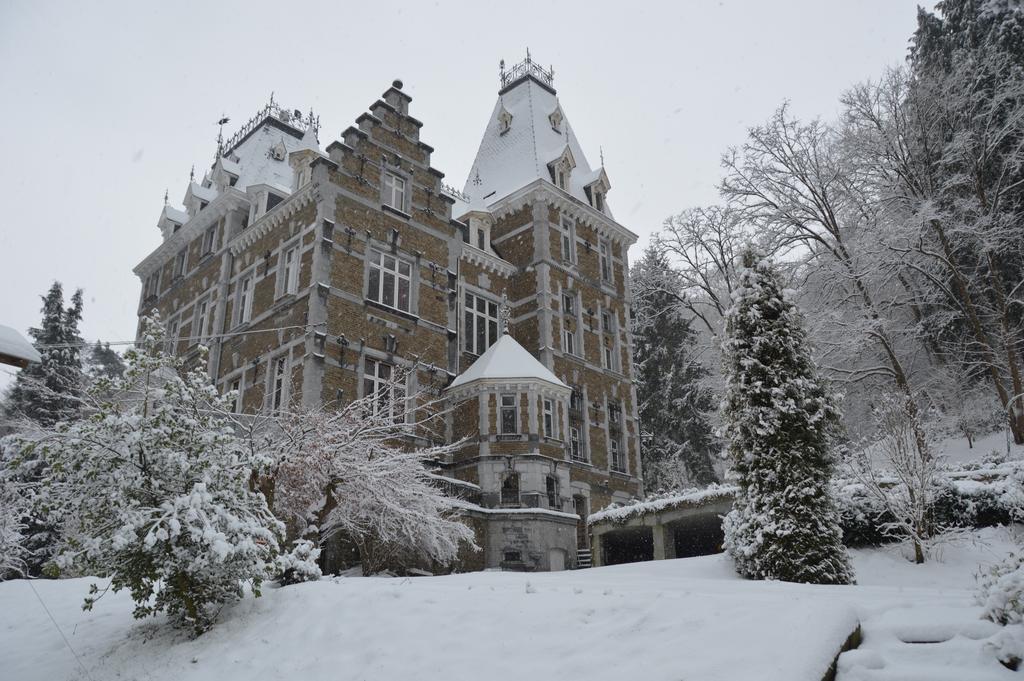 Chateau Bleu Hotell Trooz Eksteriør bilde