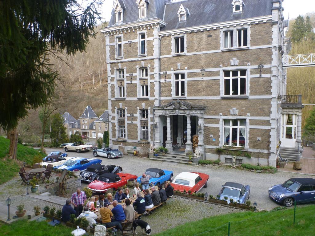 Chateau Bleu Hotell Trooz Eksteriør bilde