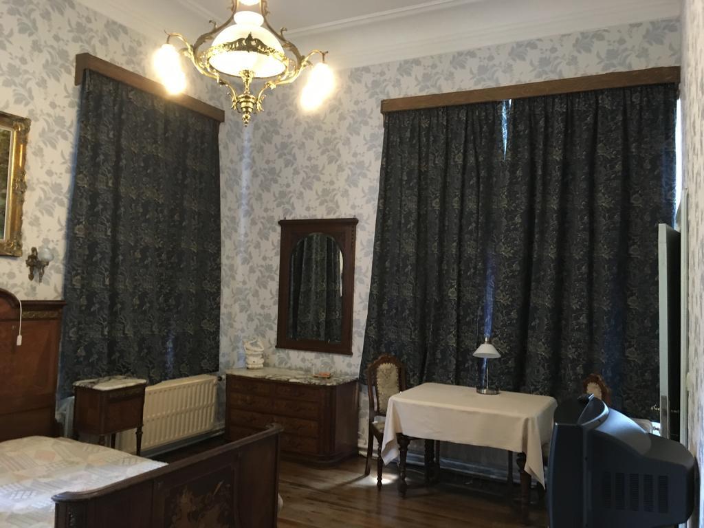 Chateau Bleu Hotell Trooz Eksteriør bilde